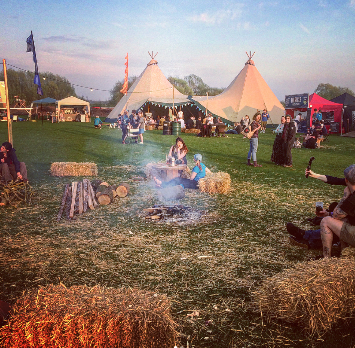 Camp Quirky - Teepee