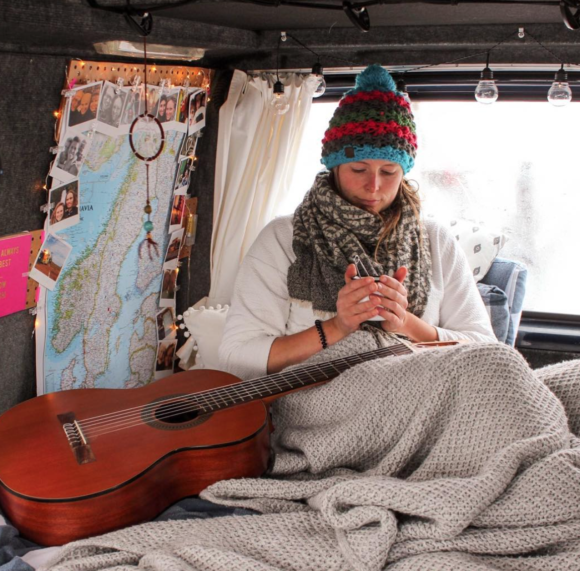 Van Life Scandinavia - Bed