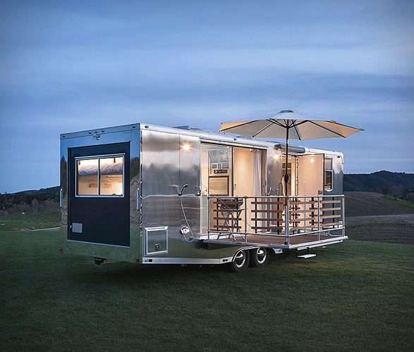 Tiny House - living vehicle exterior