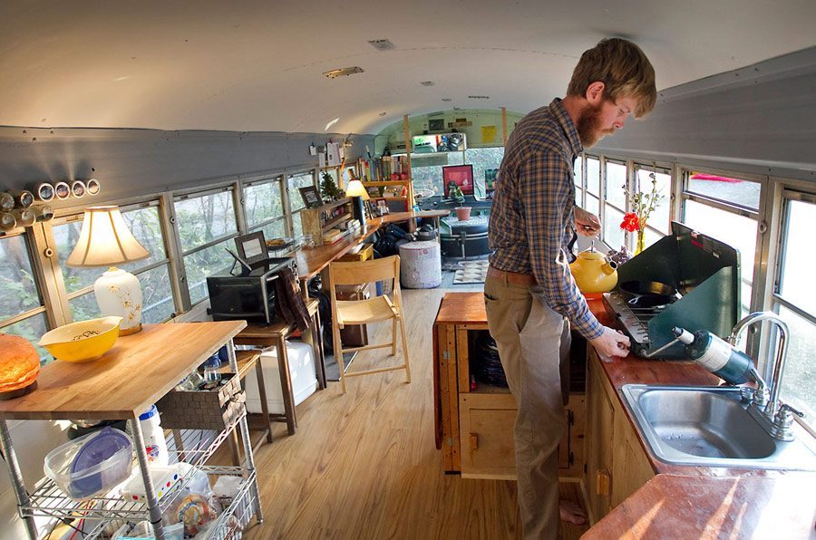 Top Tiny Homes - Inside the school bus
