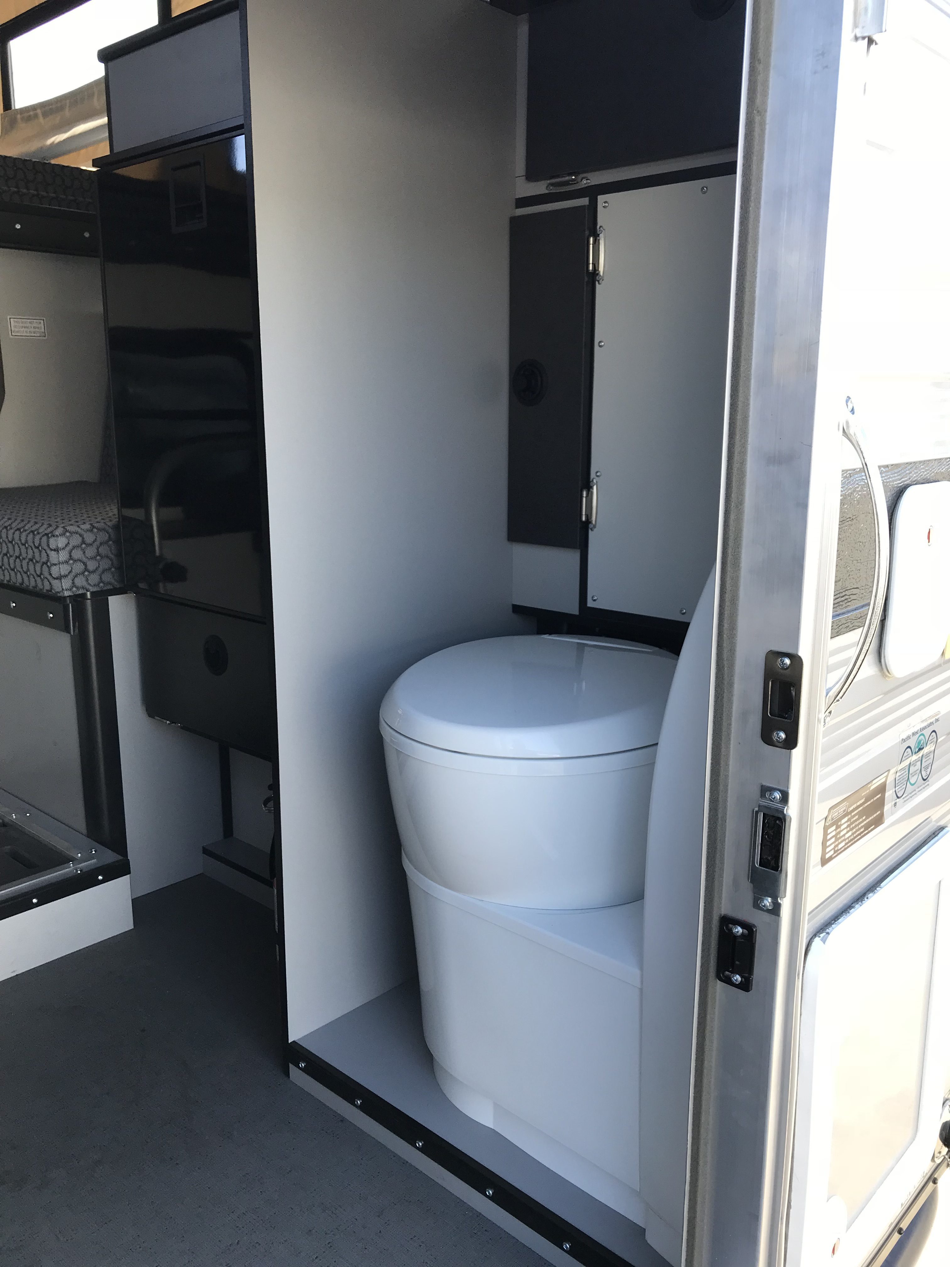 Four Wheel Campers - Toilet built in