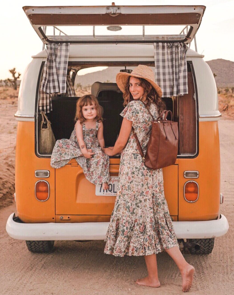 Van Life Instagram - Cosmic American