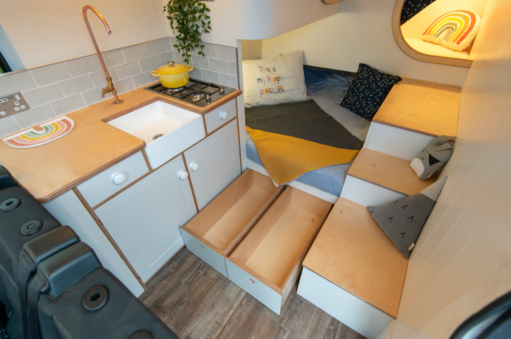 camper converions - Jubel storage