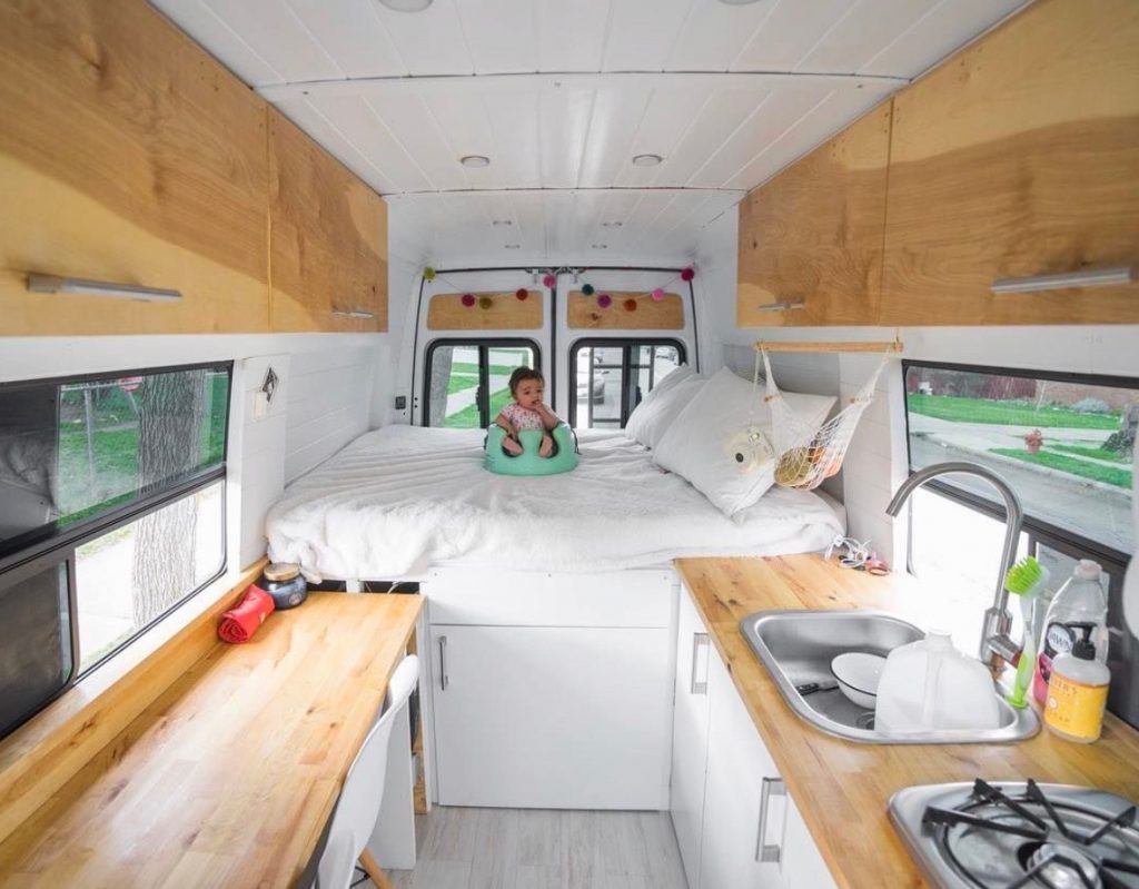 build a campervan - dhomeonwheels