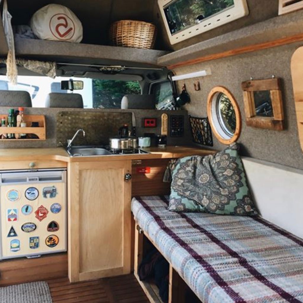build a campervan - rolling