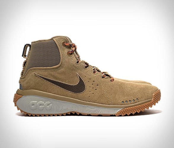 shoes for hiking nike