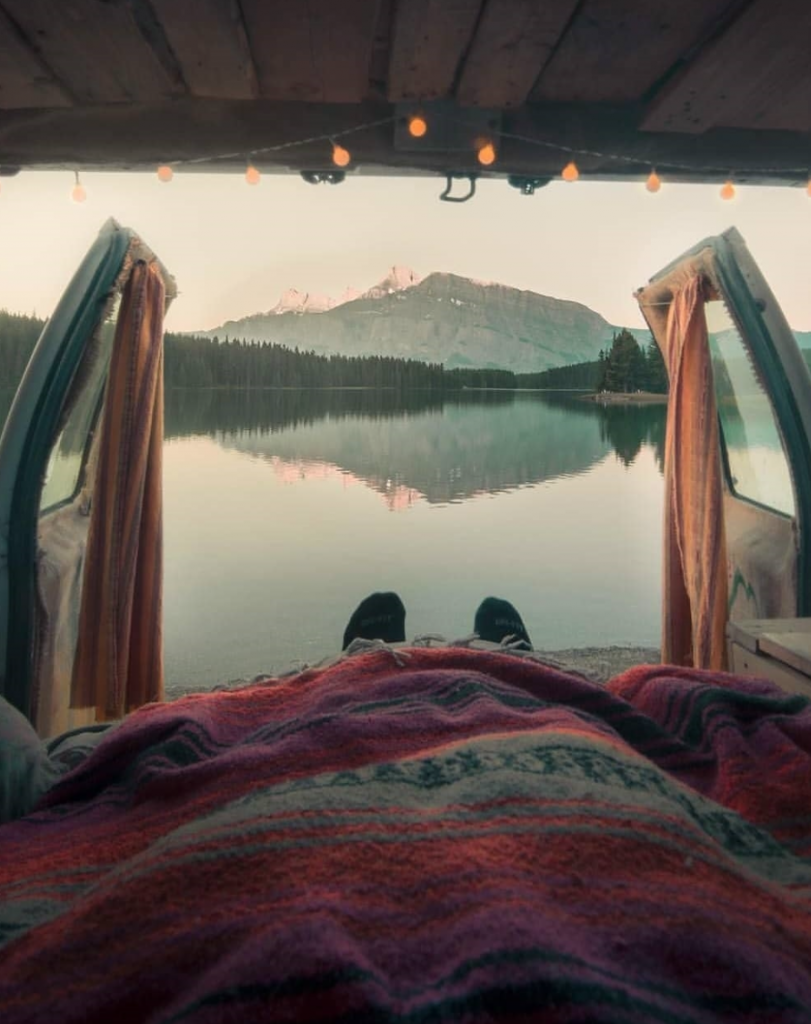 travel in a van - mountains