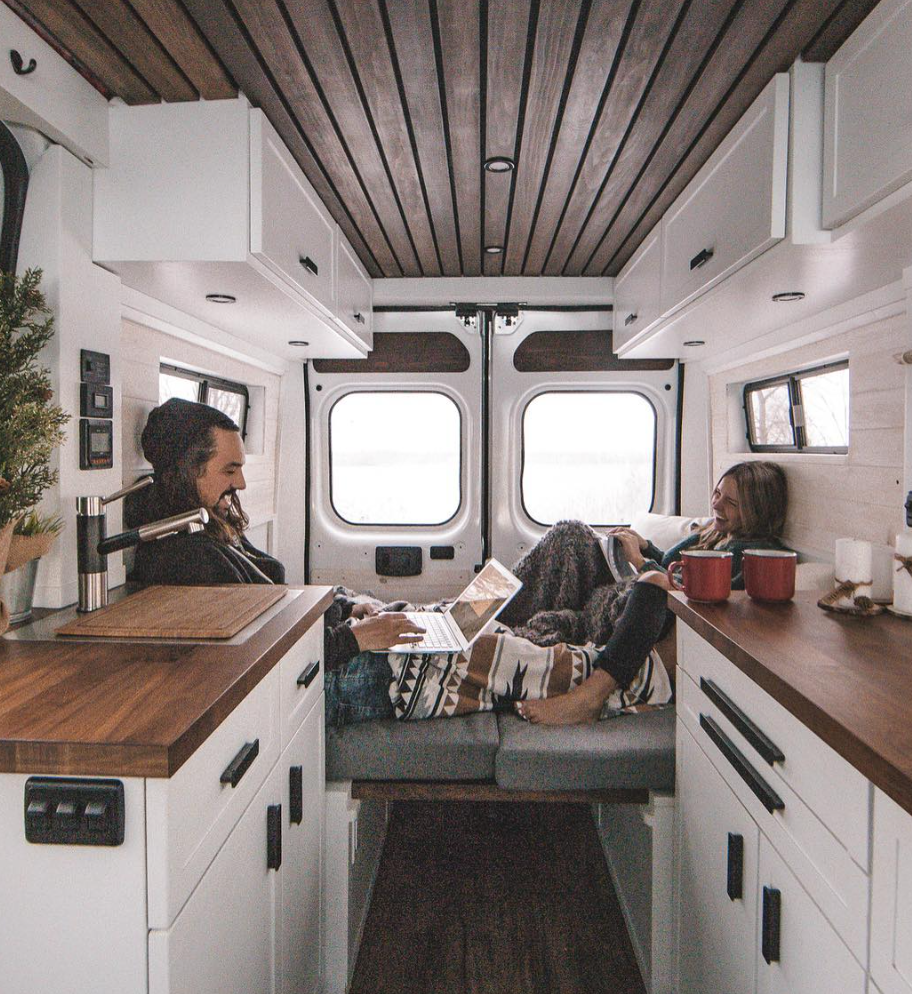 rent a camper - vanlife sagas