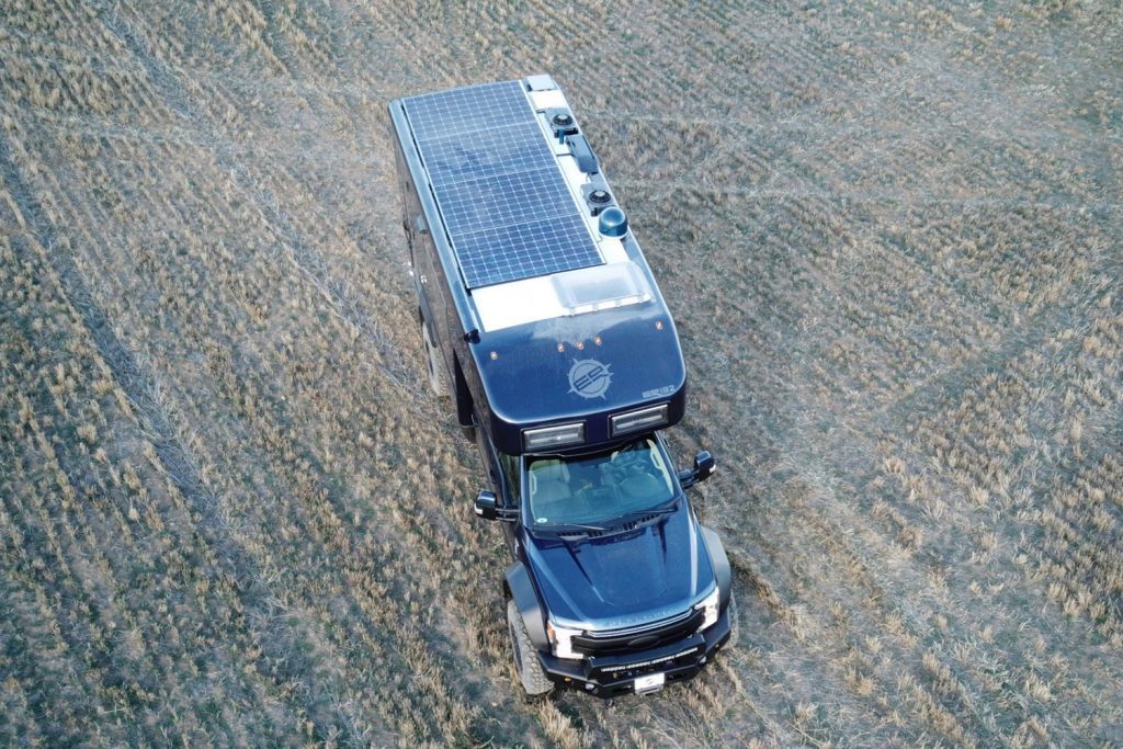 Earthroamer - solar panels
