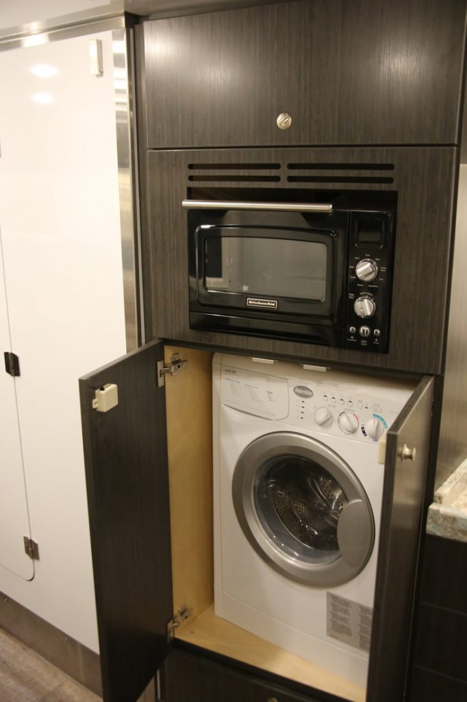 Expedition truck - washing machine