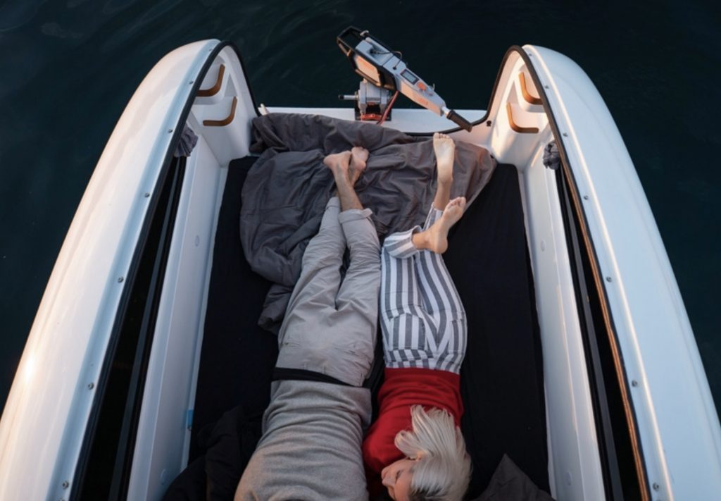 Amphibious camper - bed out