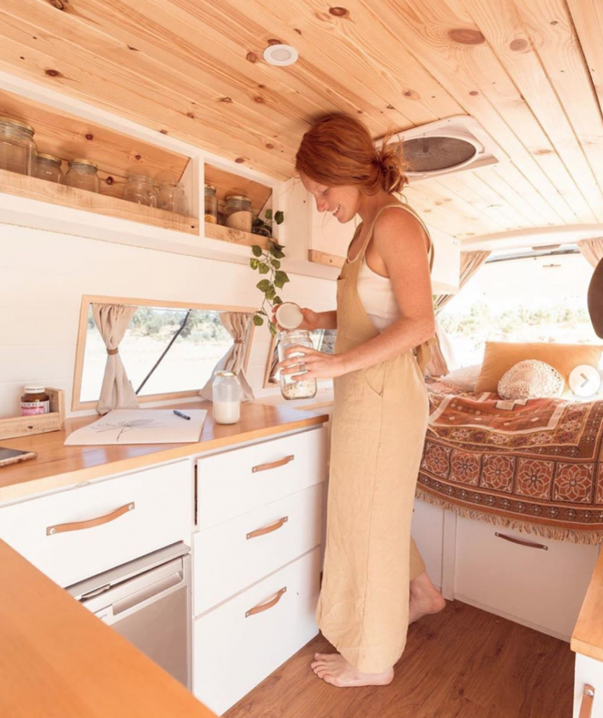 Off Grid Camper cooking