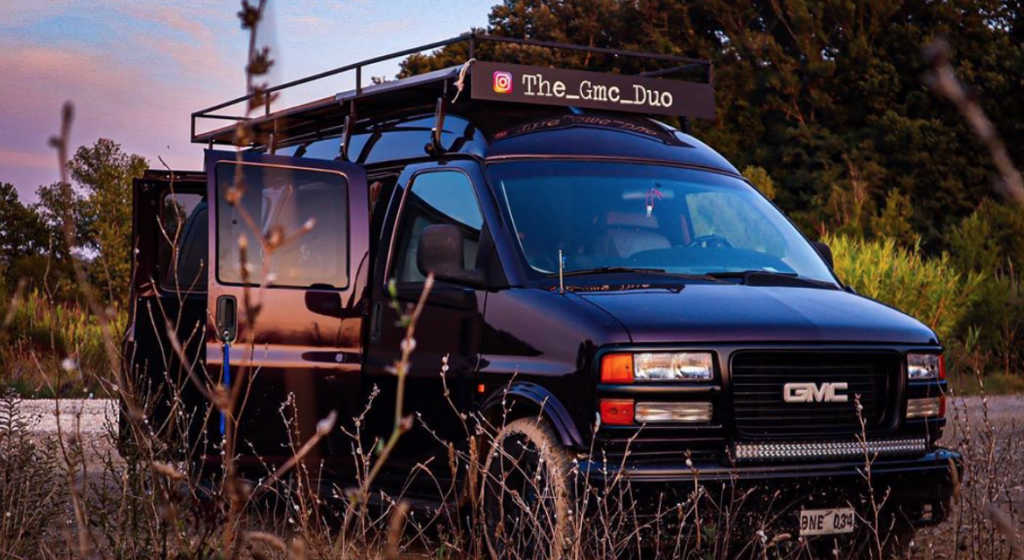 vanlifers - GMC Duo