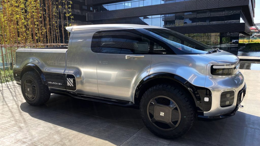 A side profile of the Neuron EV Electric truck
