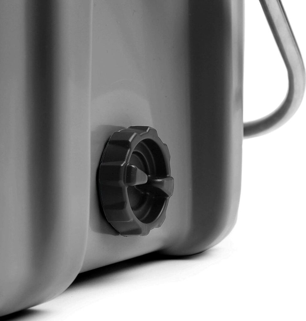 Draining point on a coolbox