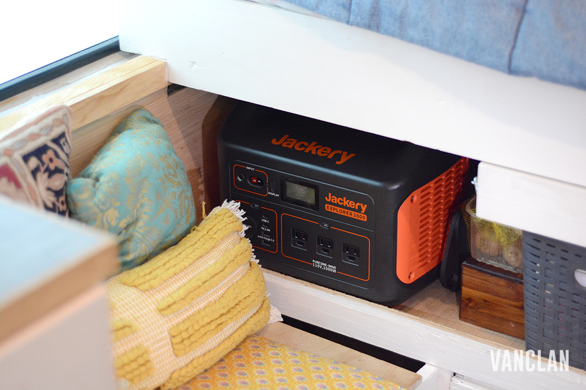 Jackery Explorer 1000 Portable Power Station Review 21